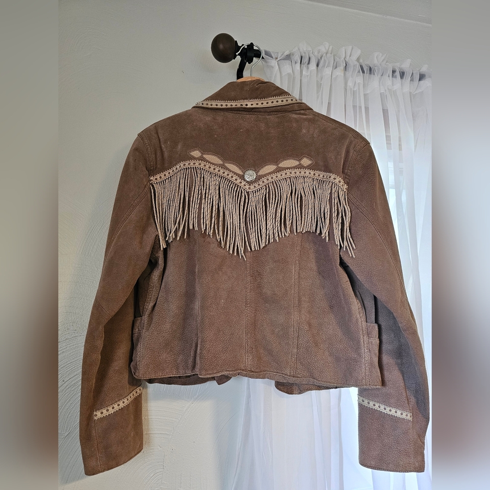 Women's Fringe Suede Western Jacket - Brown